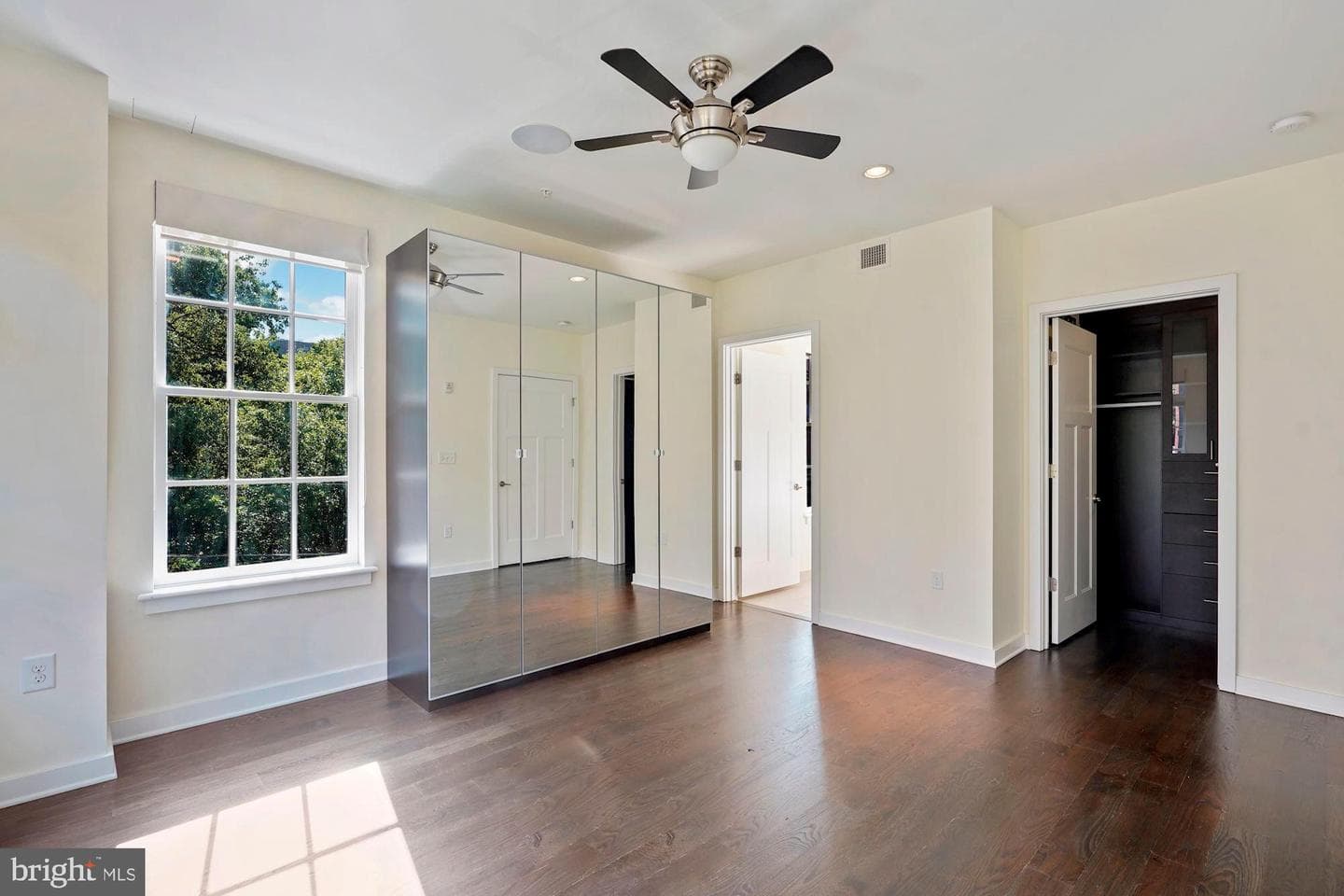 1610 N Queen Street #213 photo 13