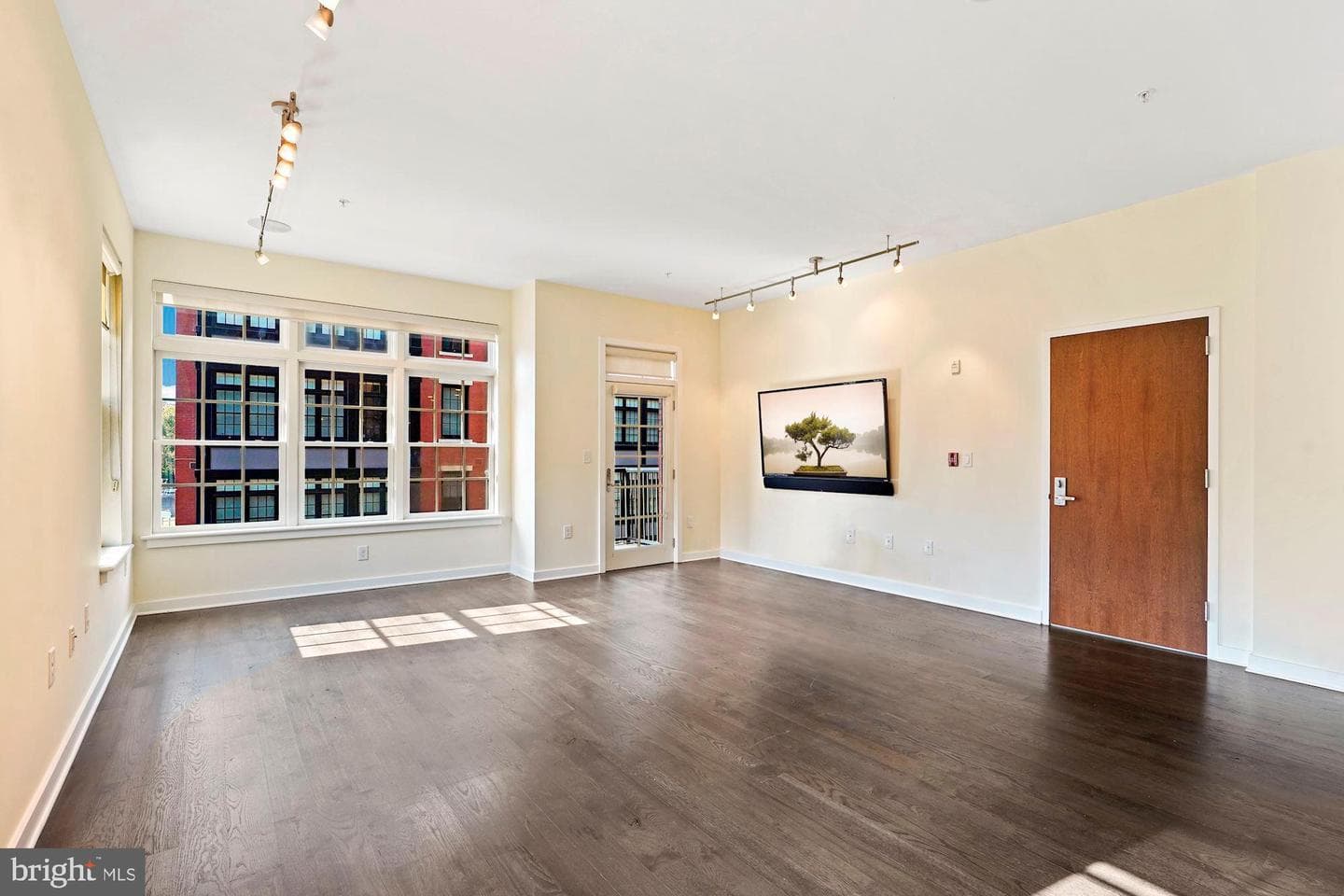 1610 N Queen Street #213 photo 7