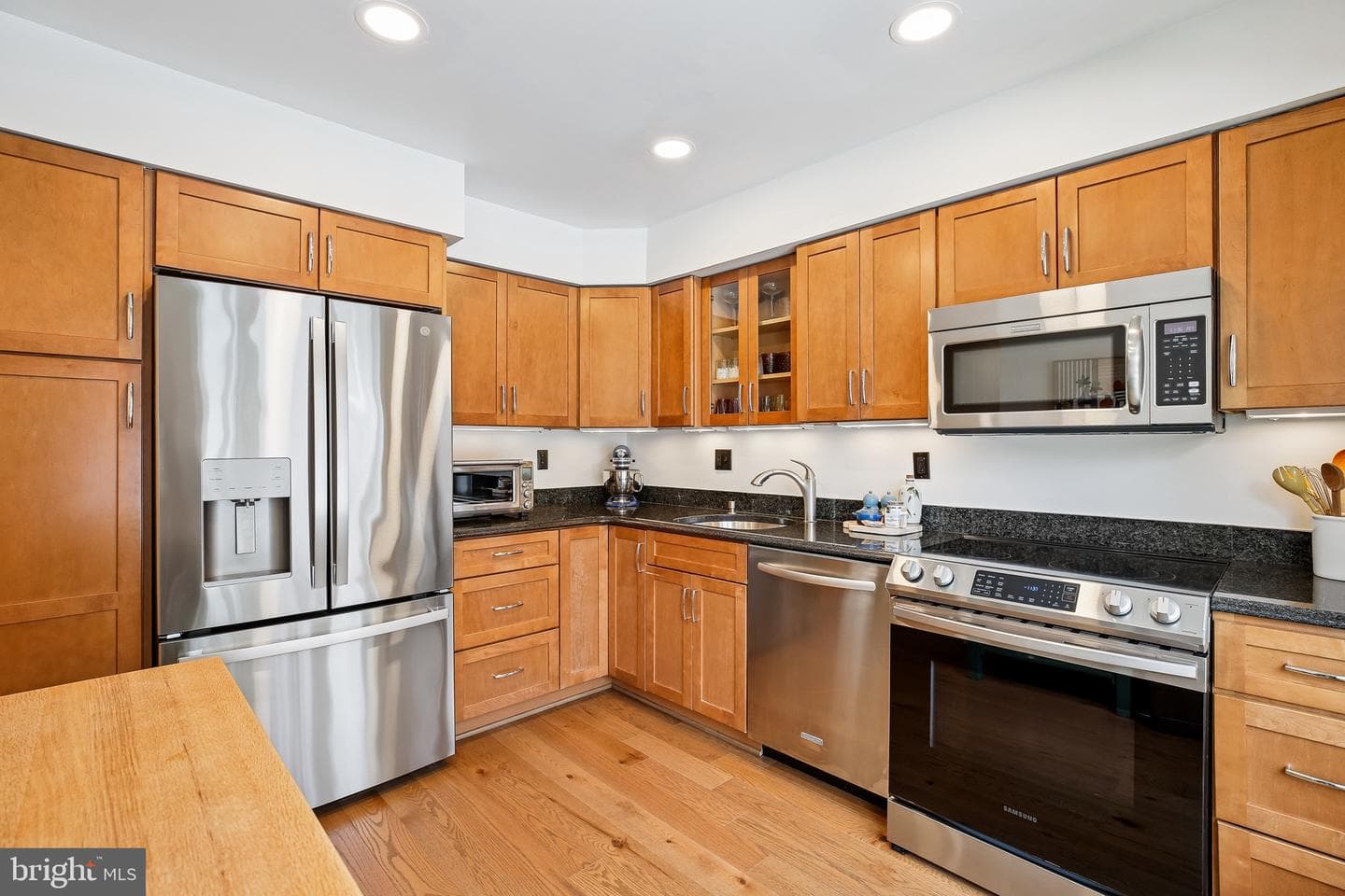 2532 Fairfax Drive #4eii photo 2