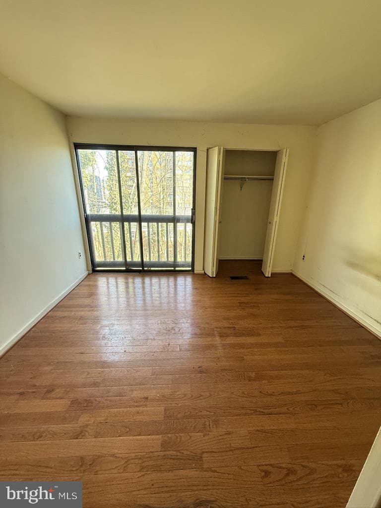 1231 N Quinn Street photo 12