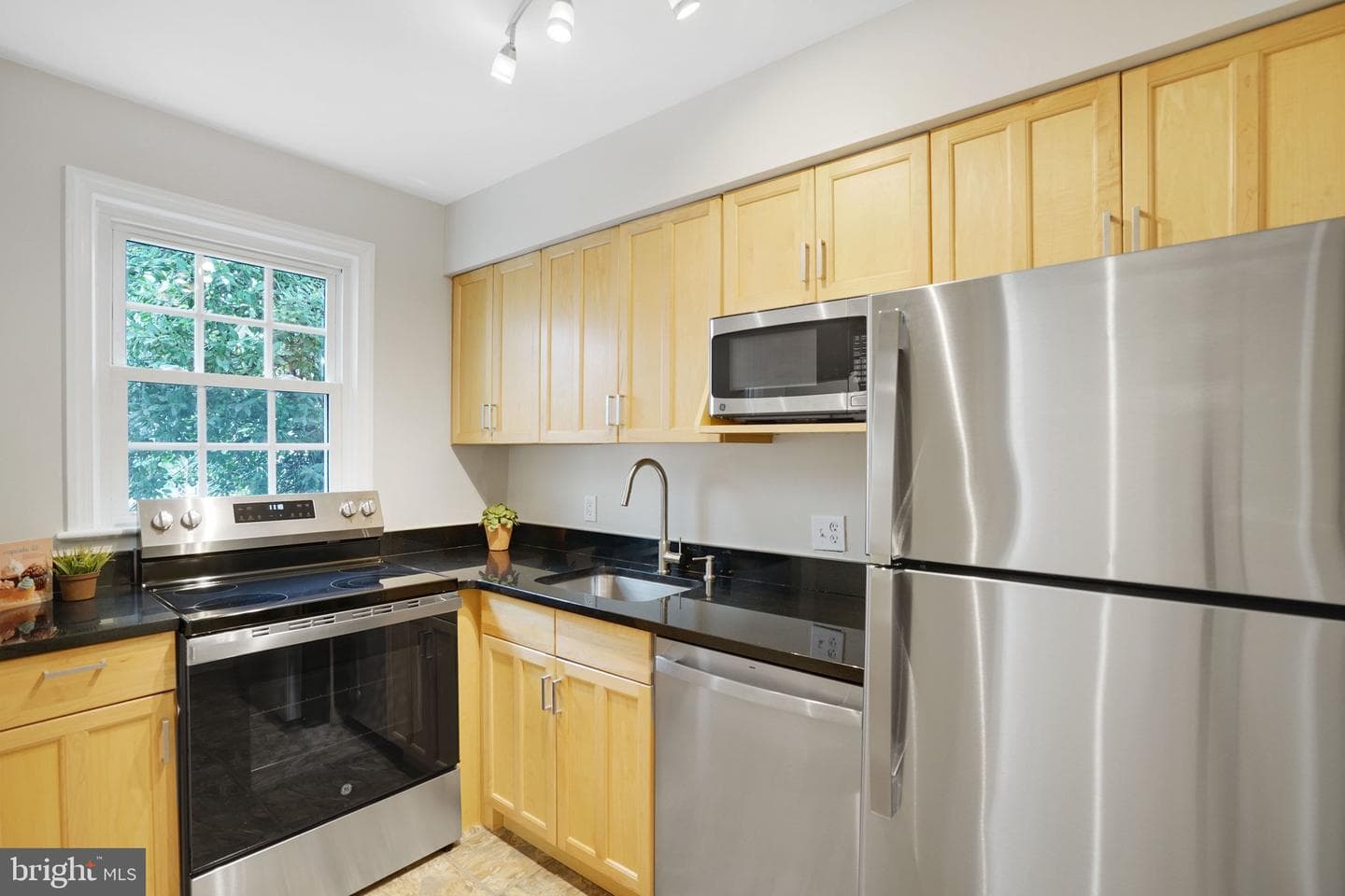 2900 13th Street S #103 photo 6