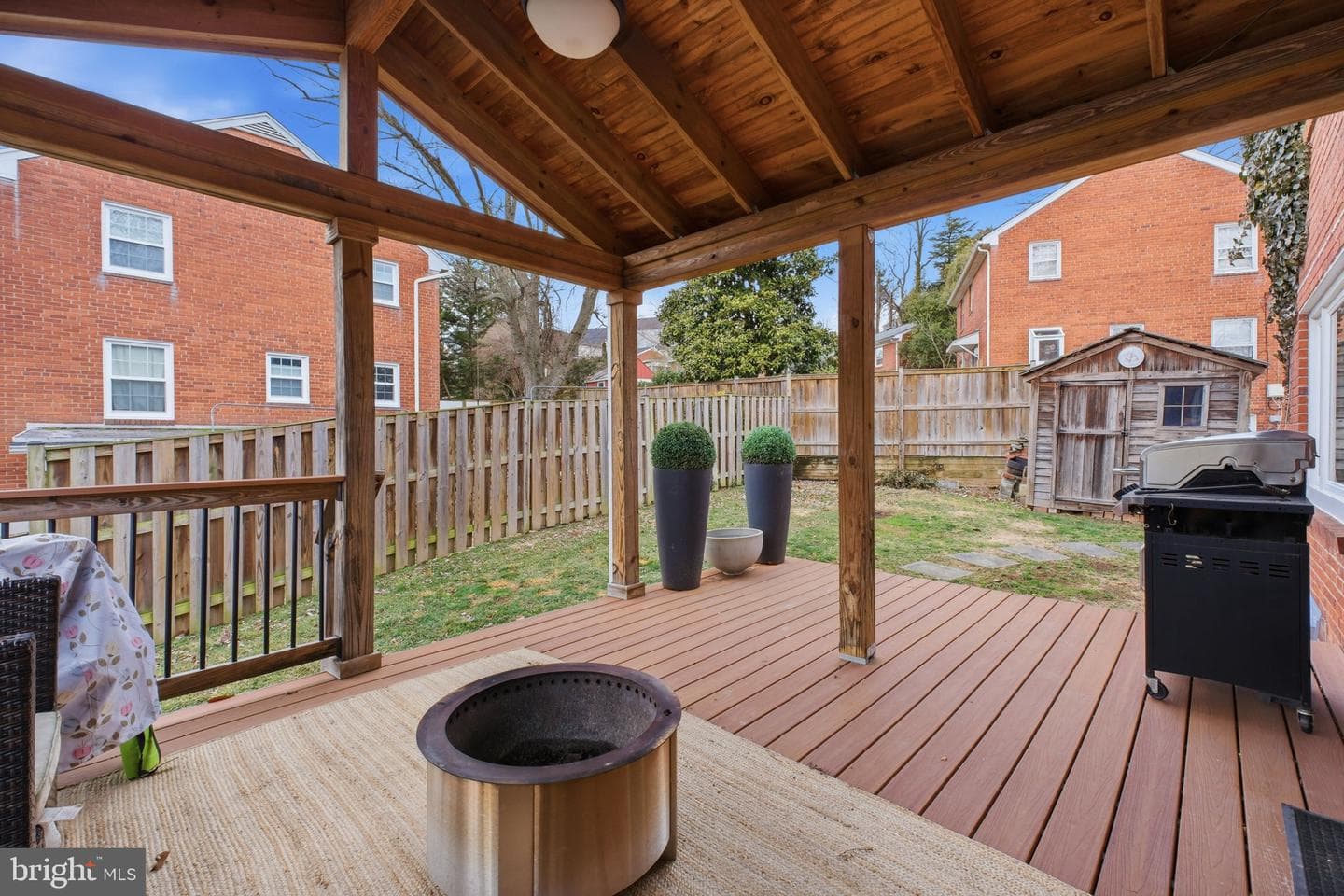 6060 N 9th Street N photo 9