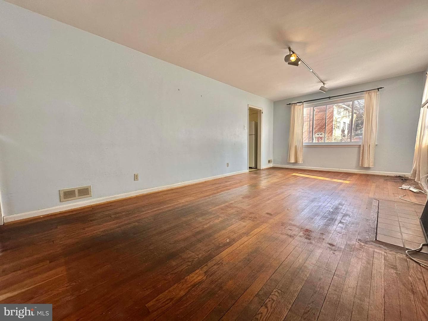 1818 N Adams Street photo 2