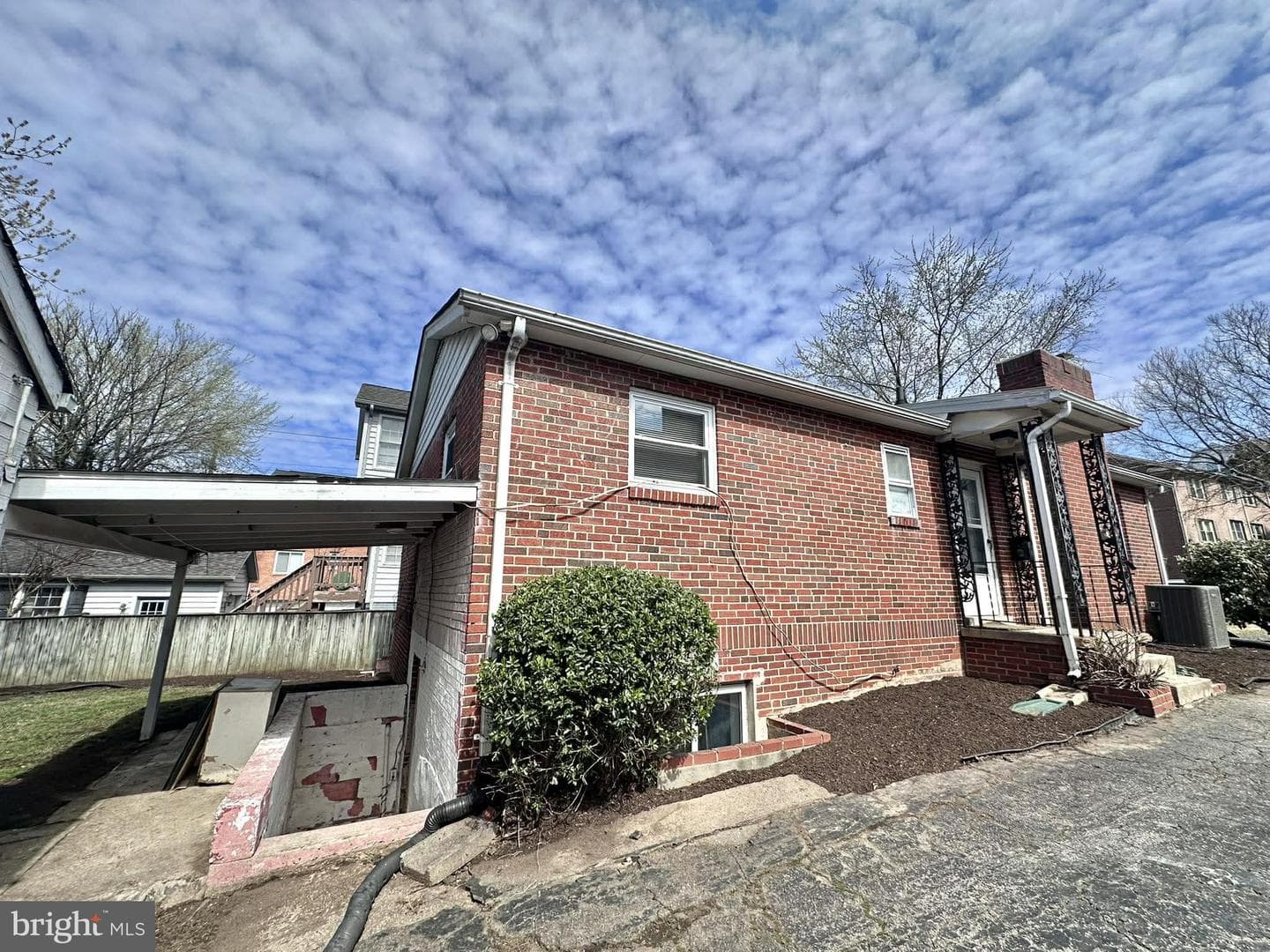 1818 N Adams Street photo 20