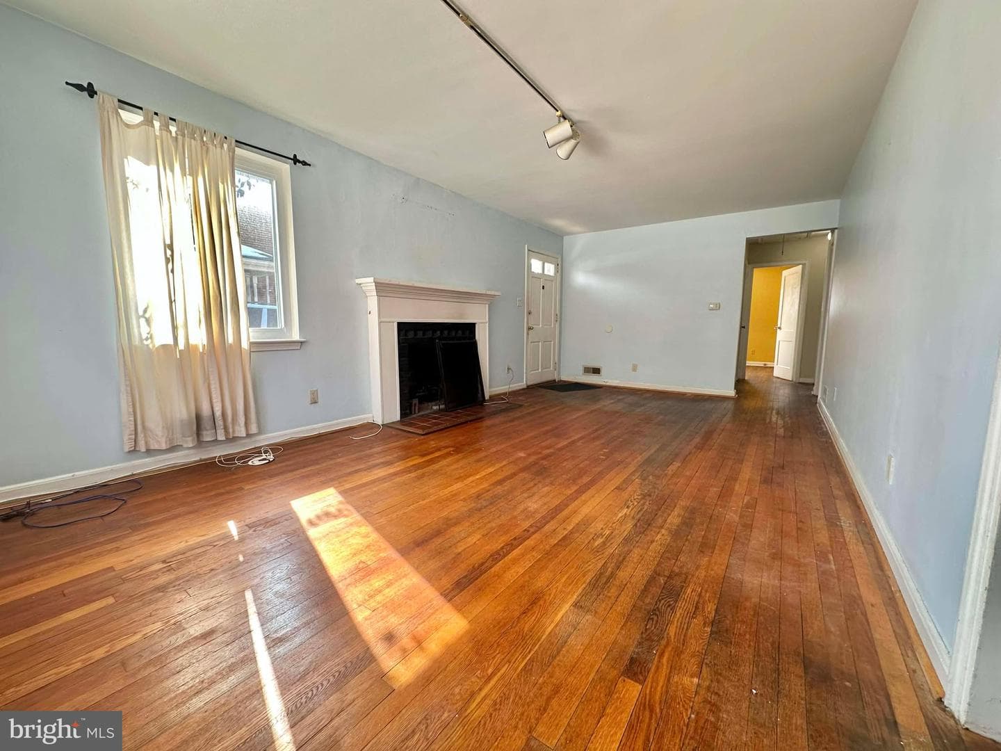 1818 N Adams Street photo 4