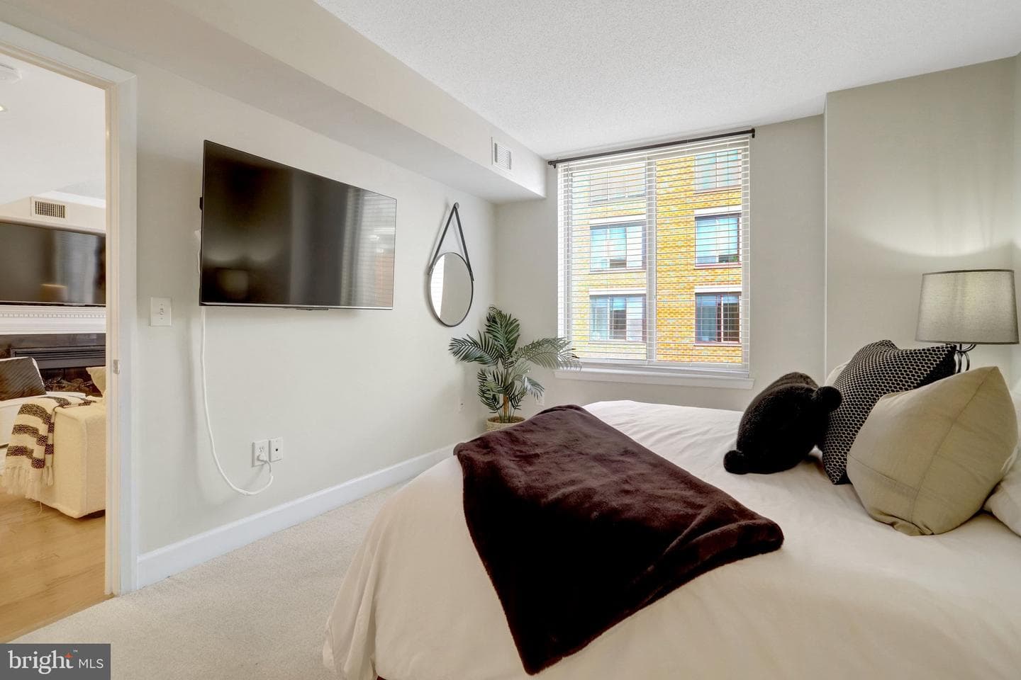 1201 N Garfield Street #612 photo 10