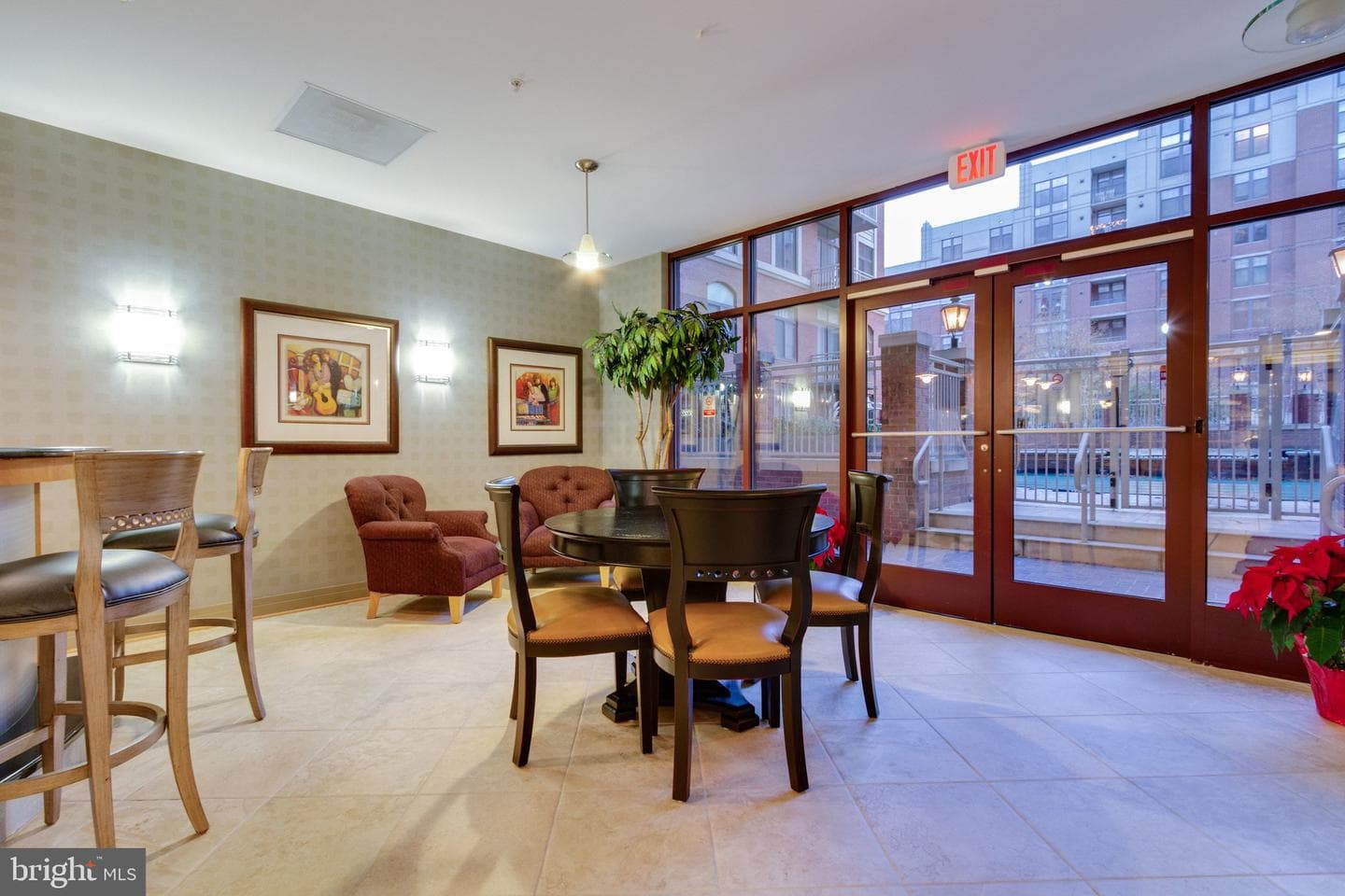 1201 N Garfield Street #612 photo 22