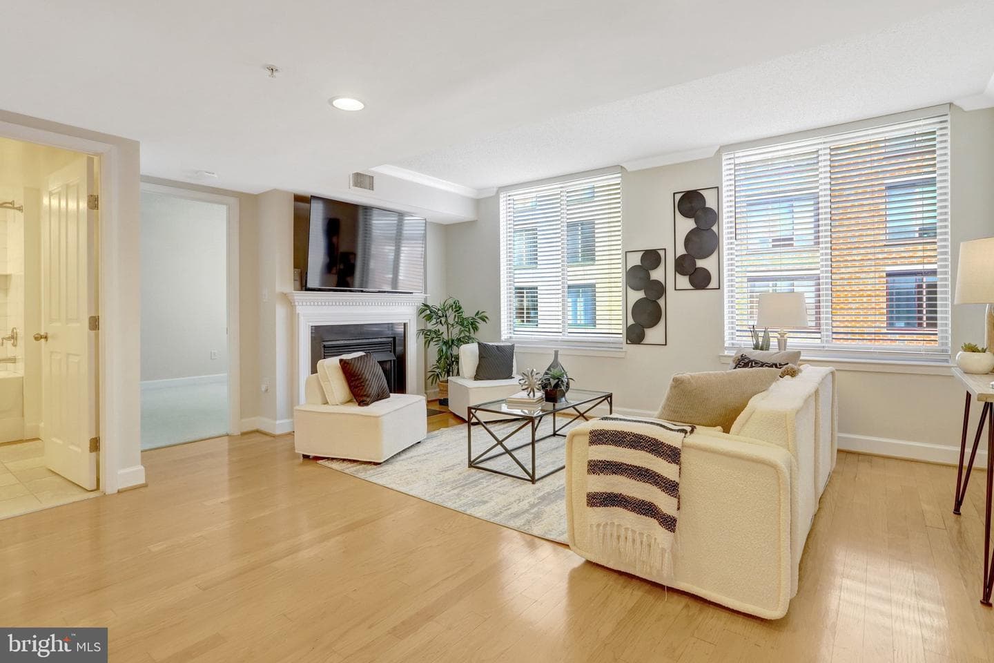 1201 N Garfield Street #612 photo 6