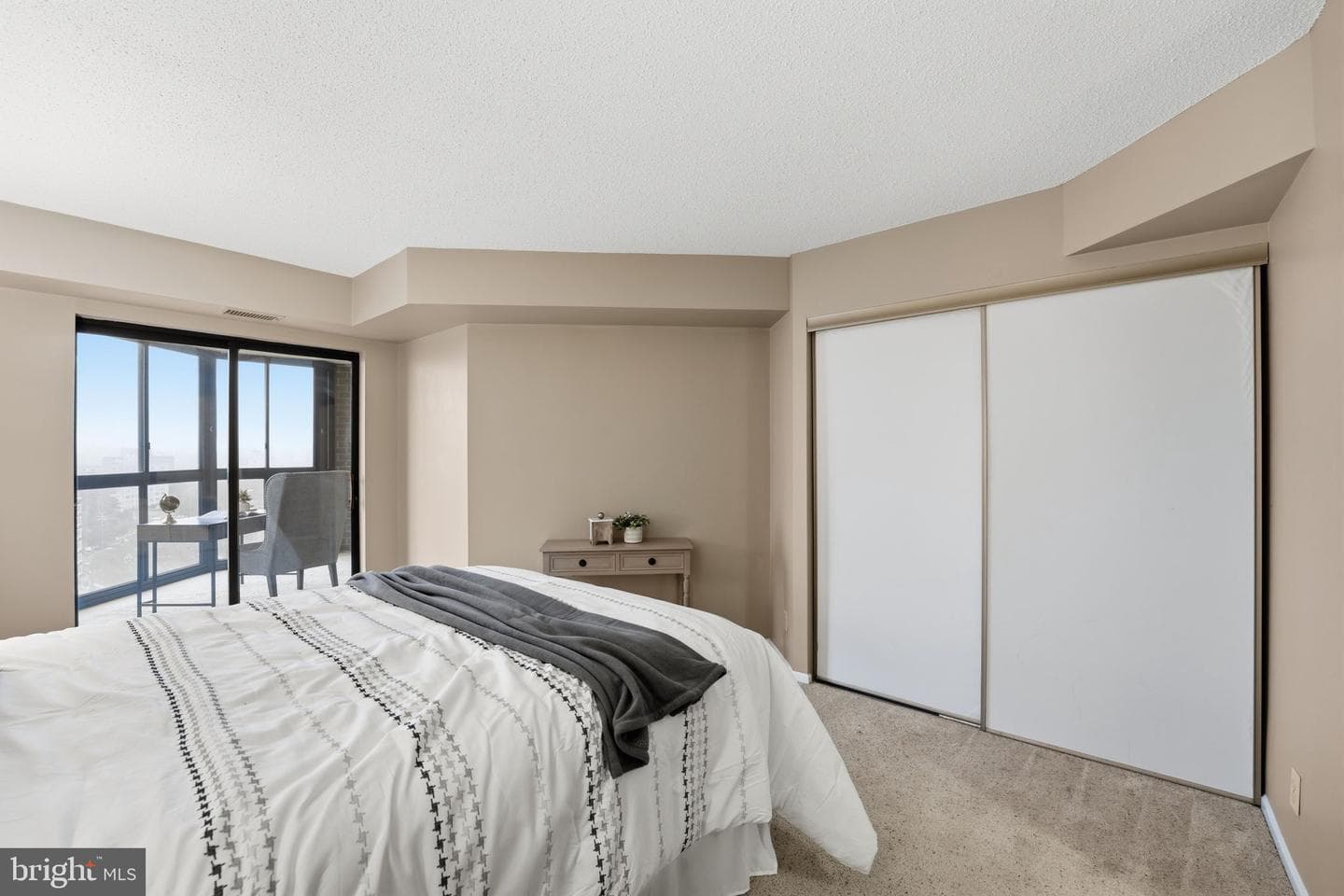 1600 N Oak Street #1525 photo 20