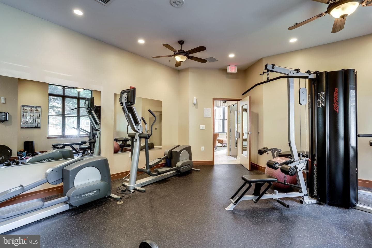 2220 Fairfax Drive #412 photo 36