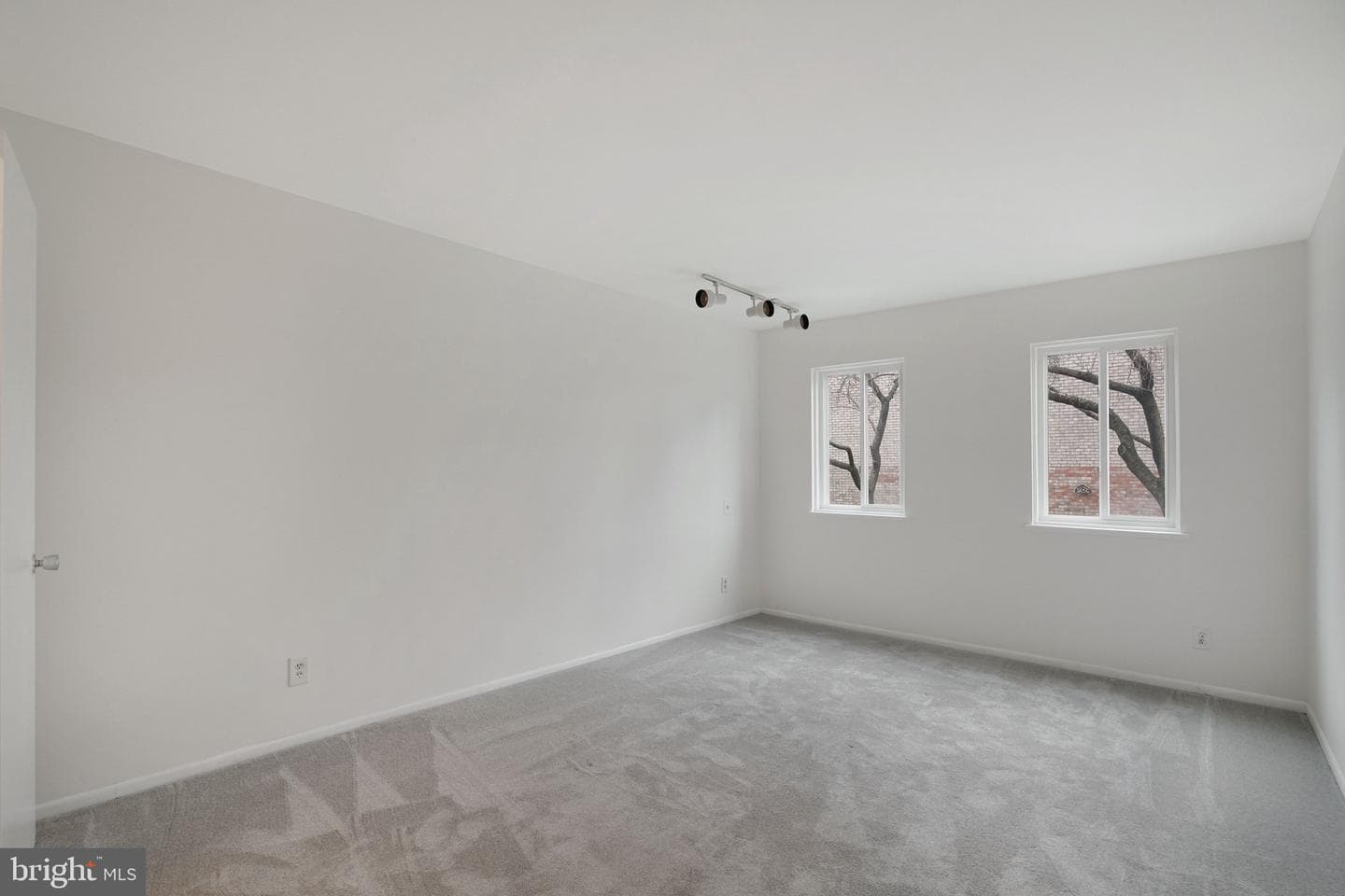 5020 7th Road S #102 photo 13