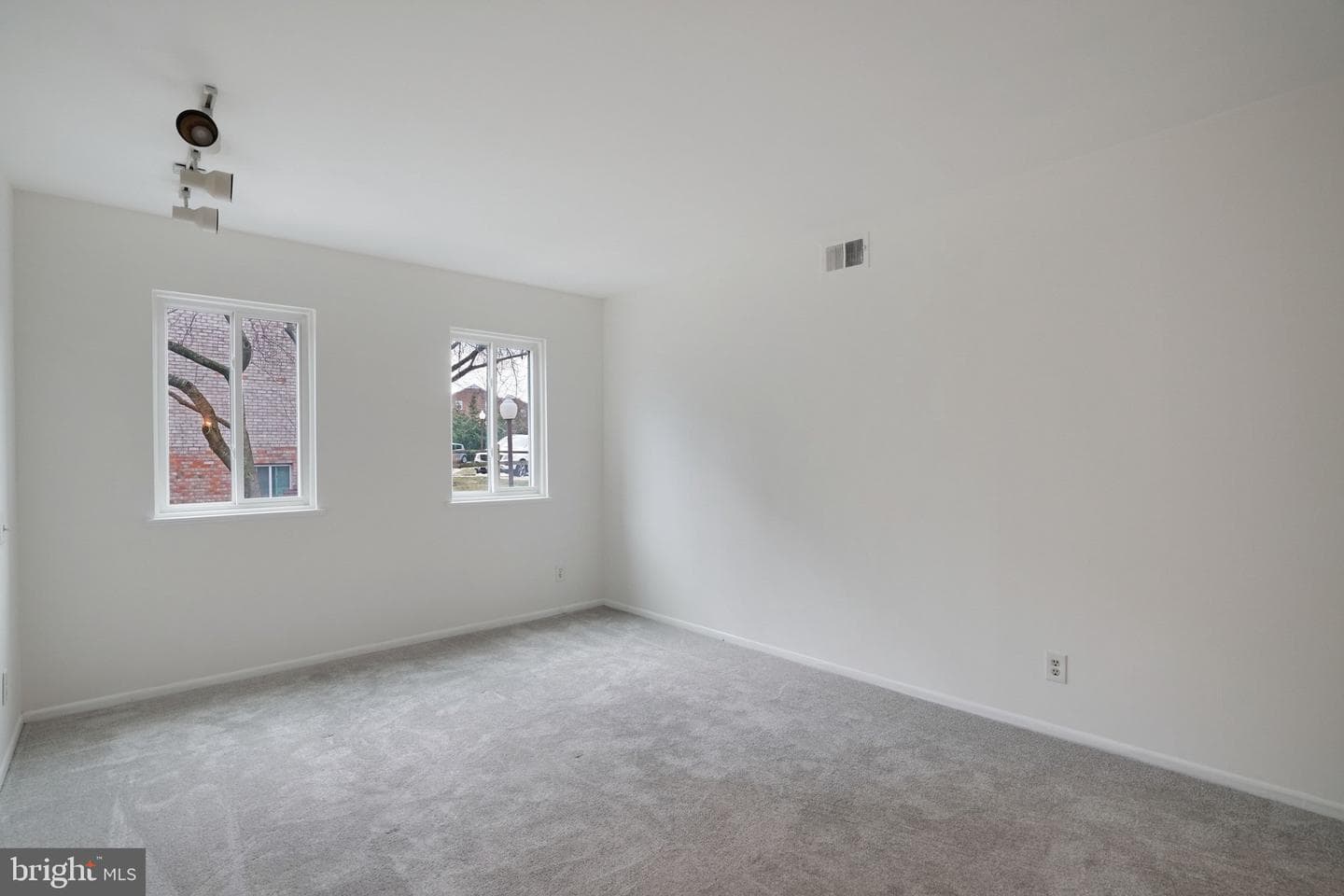5020 7th Road S #102 photo 16