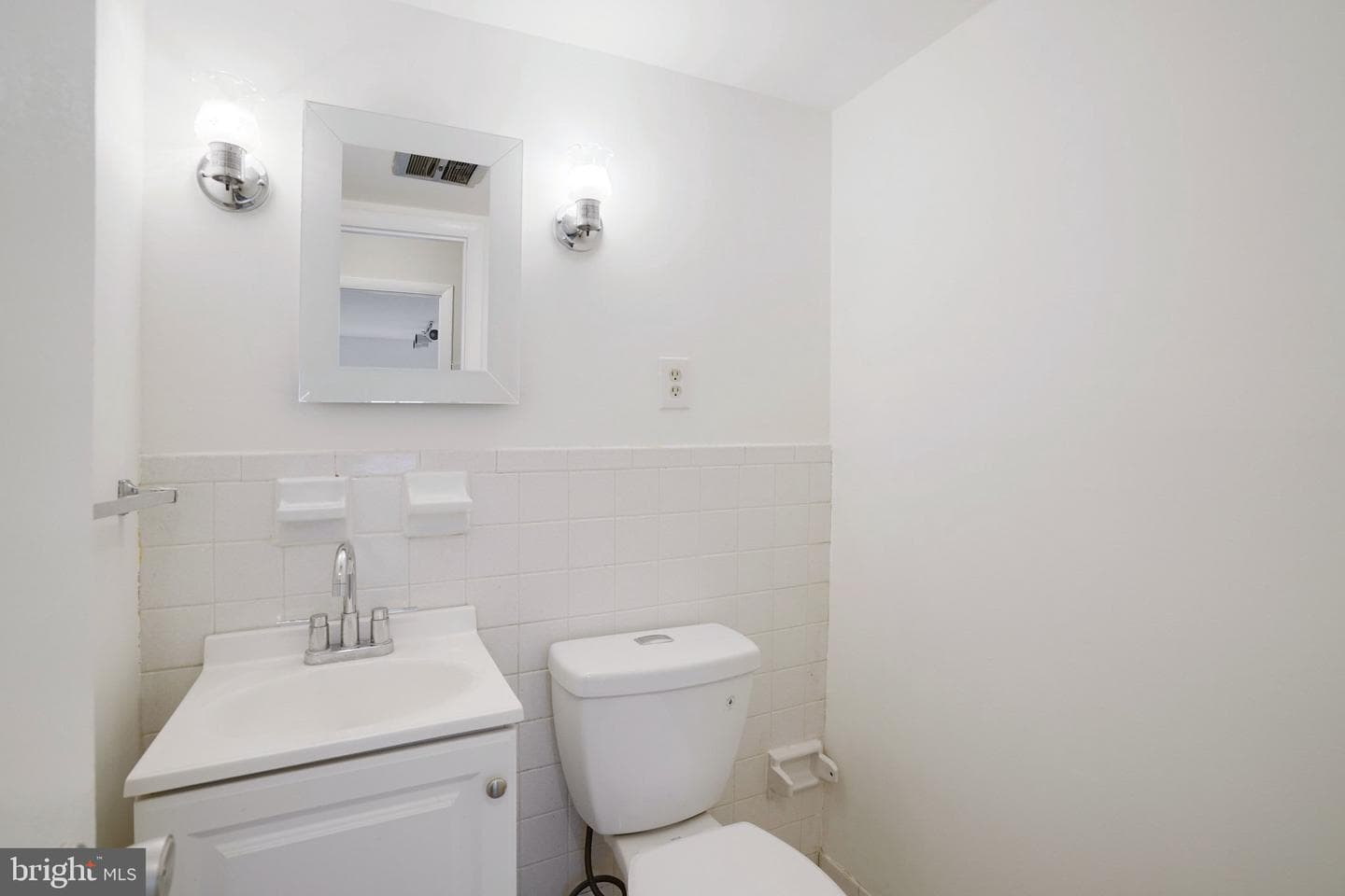 5020 7th Road S #102 photo 18