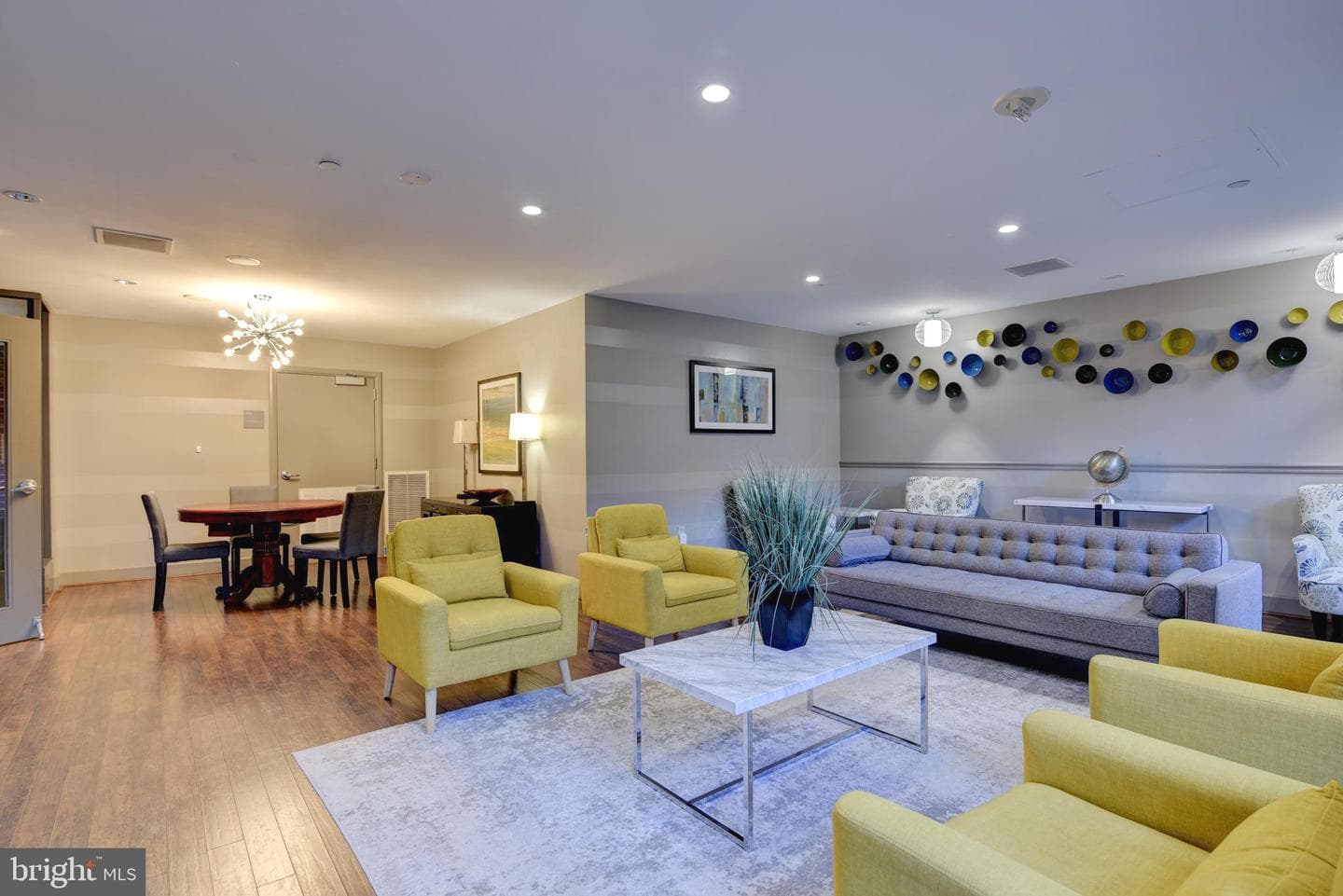 1021 N Garfield Street #132 photo 26