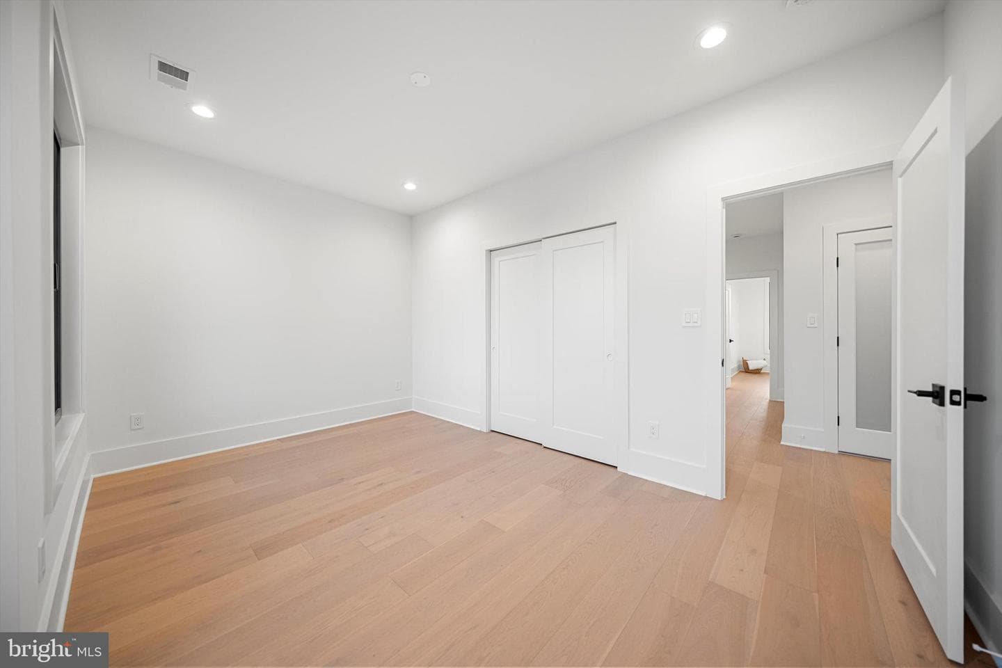 2100 S Nelson Street photo 23
