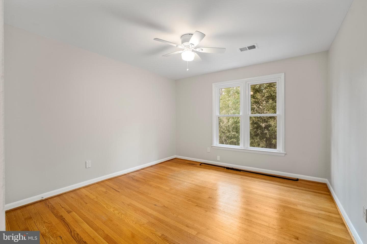 2134 Military Road photo 38
