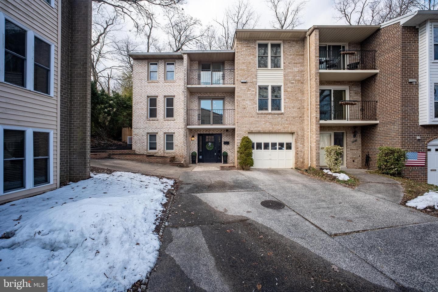 2134 Military Road photo 4