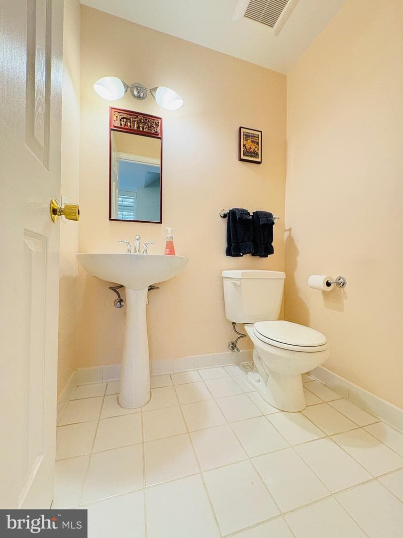 1661 S Hayes Street #2 photo 10