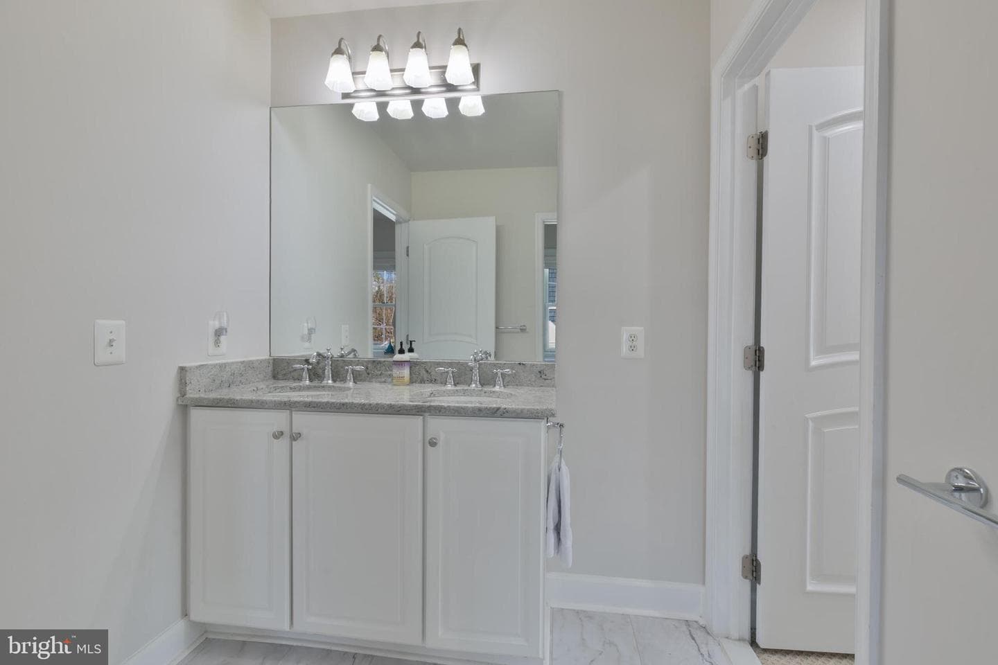6237 Washington Boulevard photo 44