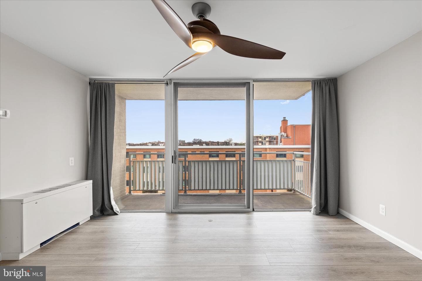 1301 S Arlington Ridge Road #609 photo 3