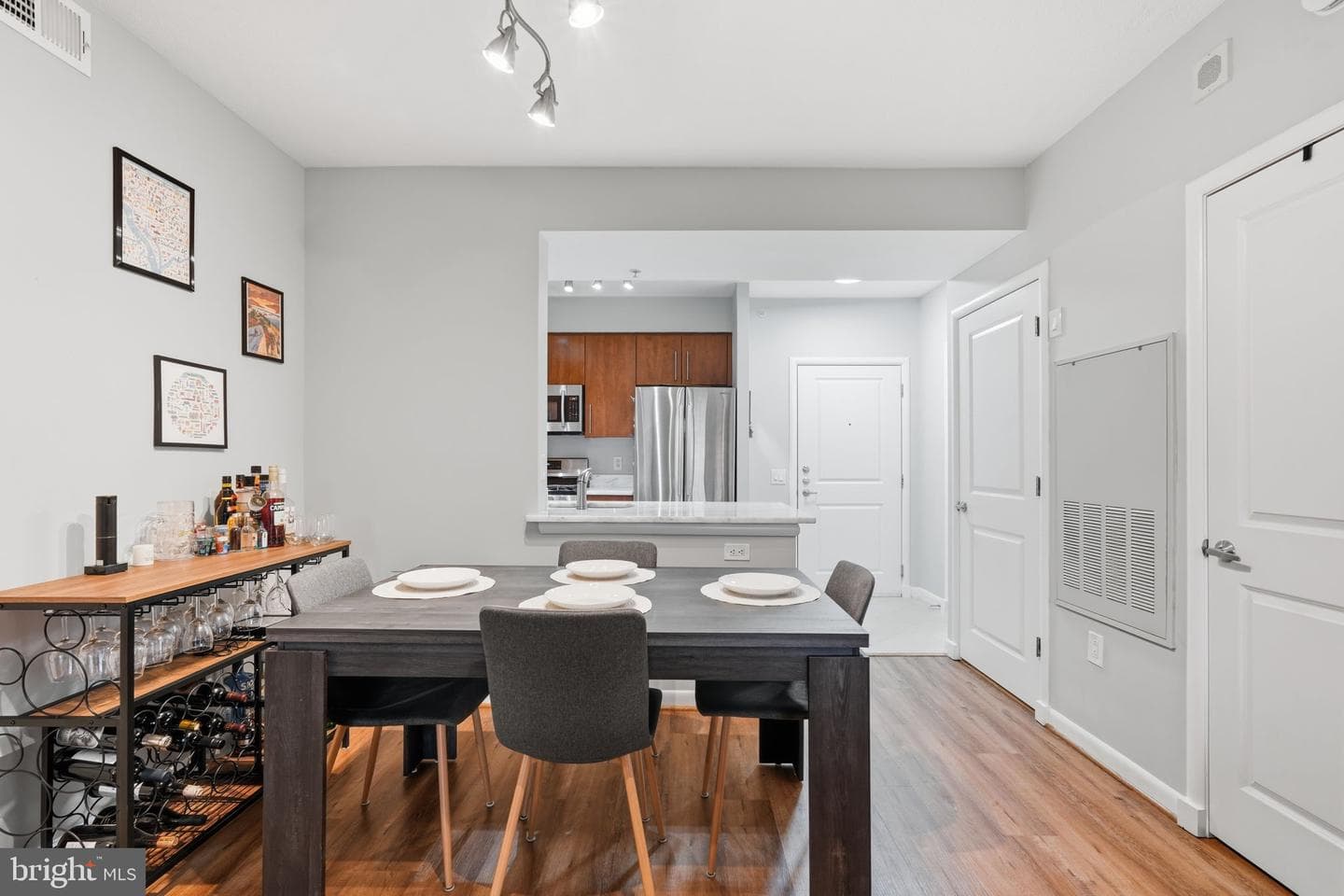 1021 N Garfield Street #531 photo 10