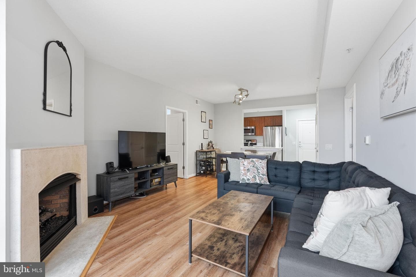 1021 N Garfield Street #531 photo 5