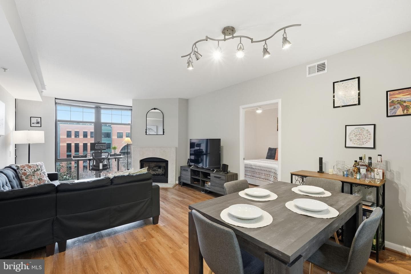 1021 N Garfield Street #531 photo 8