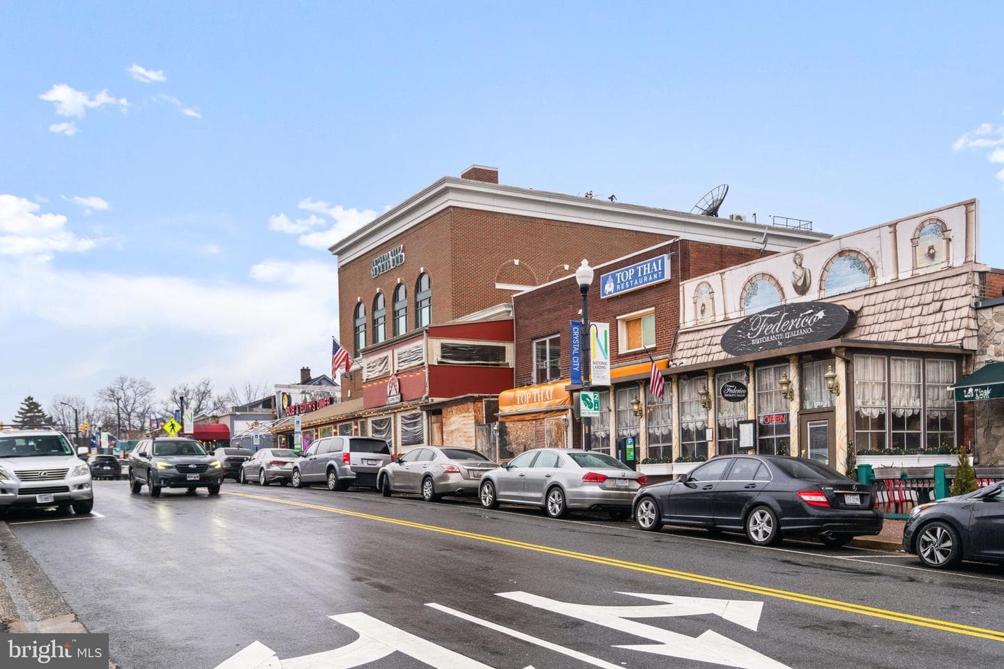 2407 S Queen Street photo 74