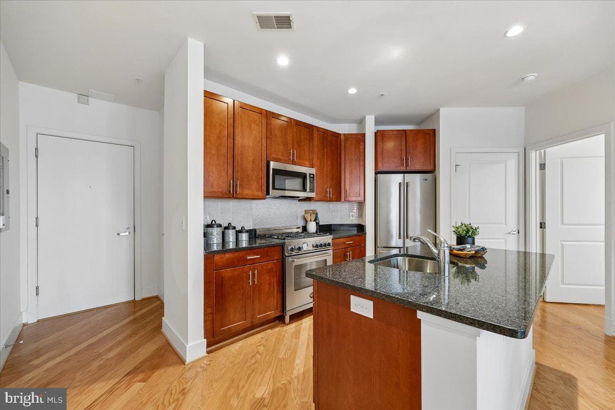 1800 Wilson Boulevard #227 photo 7
