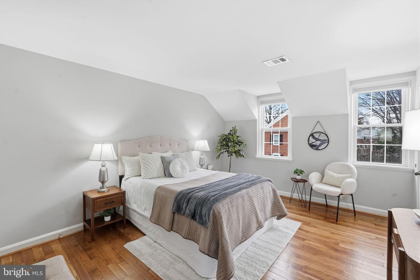 3617 S Taylor Street photo 12