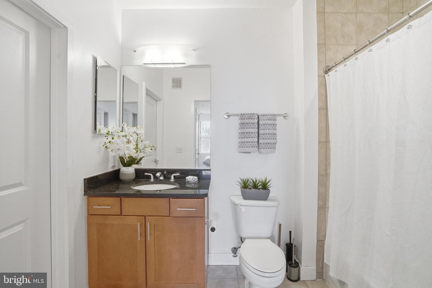 1800 Wilson Boulevard #214 photo 23