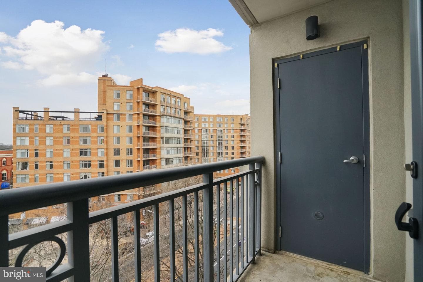 1021 N Garfield Street #740 photo 11