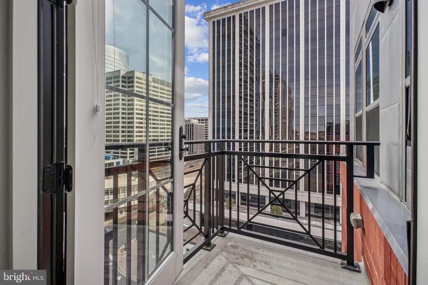 1411 Key Boulevard #609 photo 15
