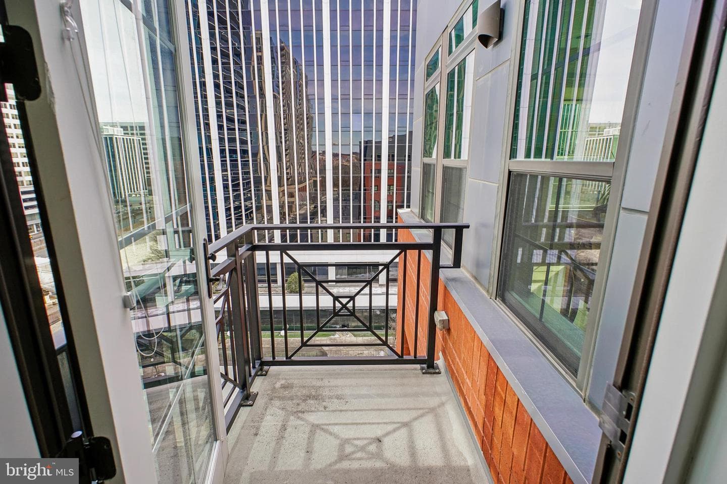 1411 Key Boulevard #609 photo 16