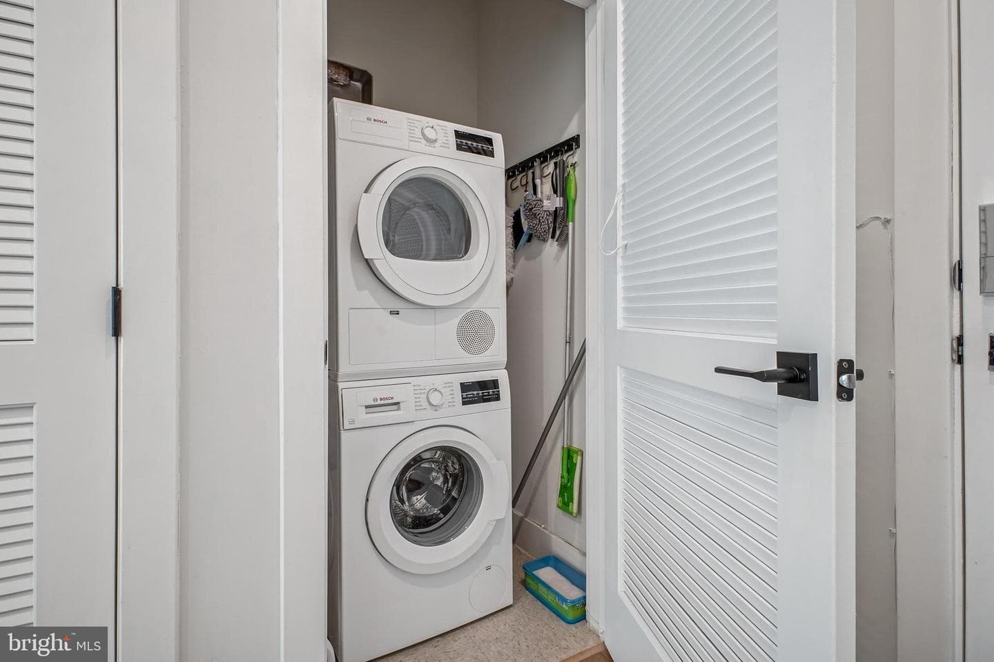 1411 Key Boulevard #609 photo 38