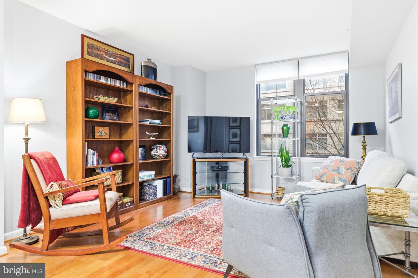 1021 N Garfield Street #404 photo 2