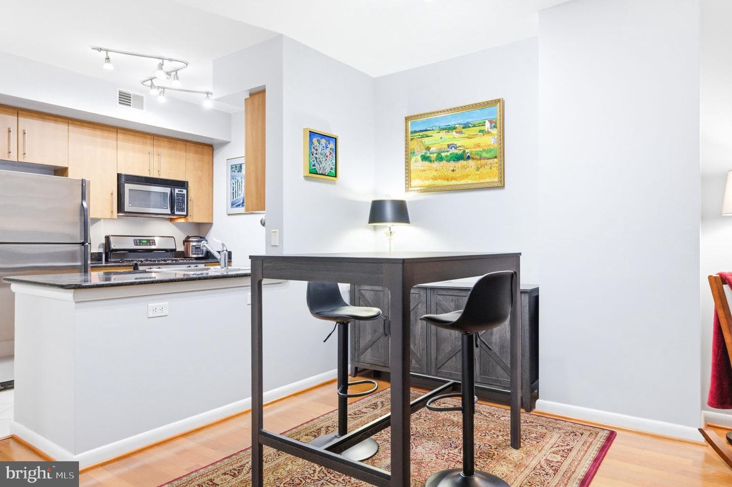 1021 N Garfield Street #404 photo 6