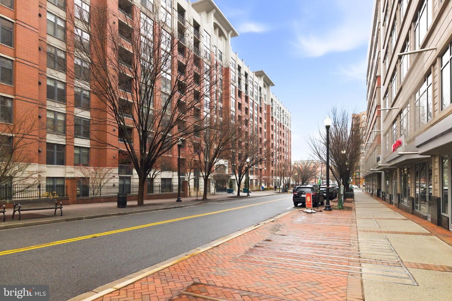 1021 N Garfield Street #404 photo 62