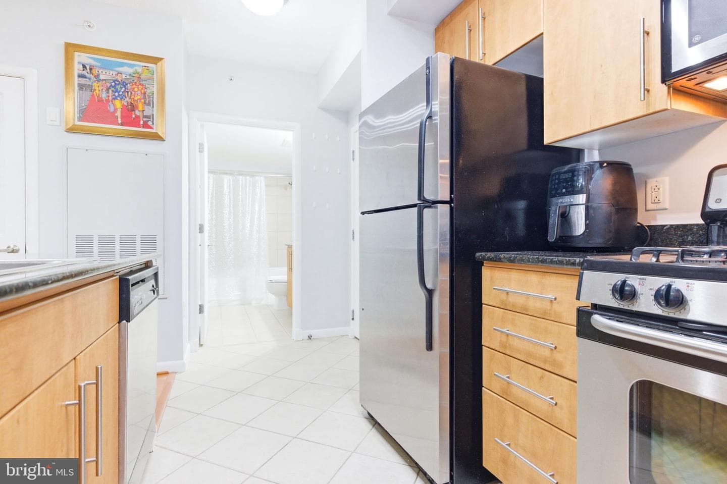 1021 N Garfield Street #404 photo 7