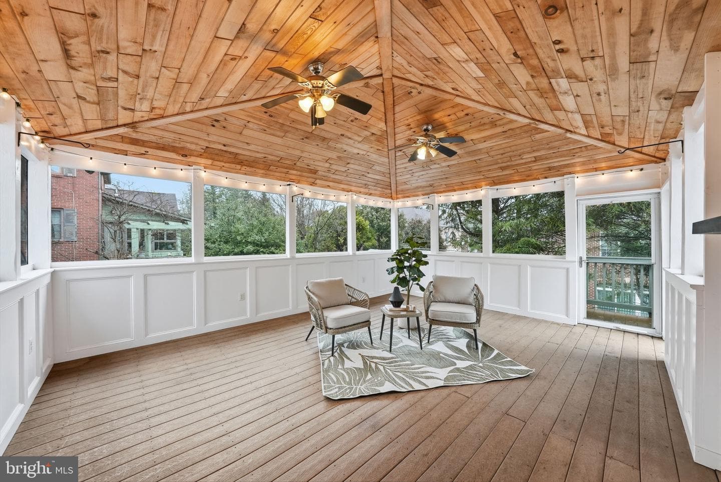 1701 N Greenbrier Street photo 19