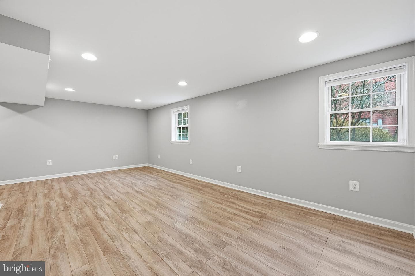 1701 N Greenbrier Street photo 30