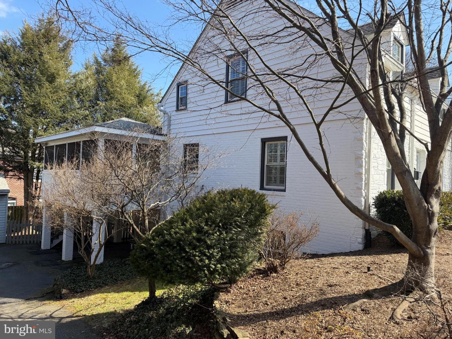 1701 N Greenbrier Street photo 39