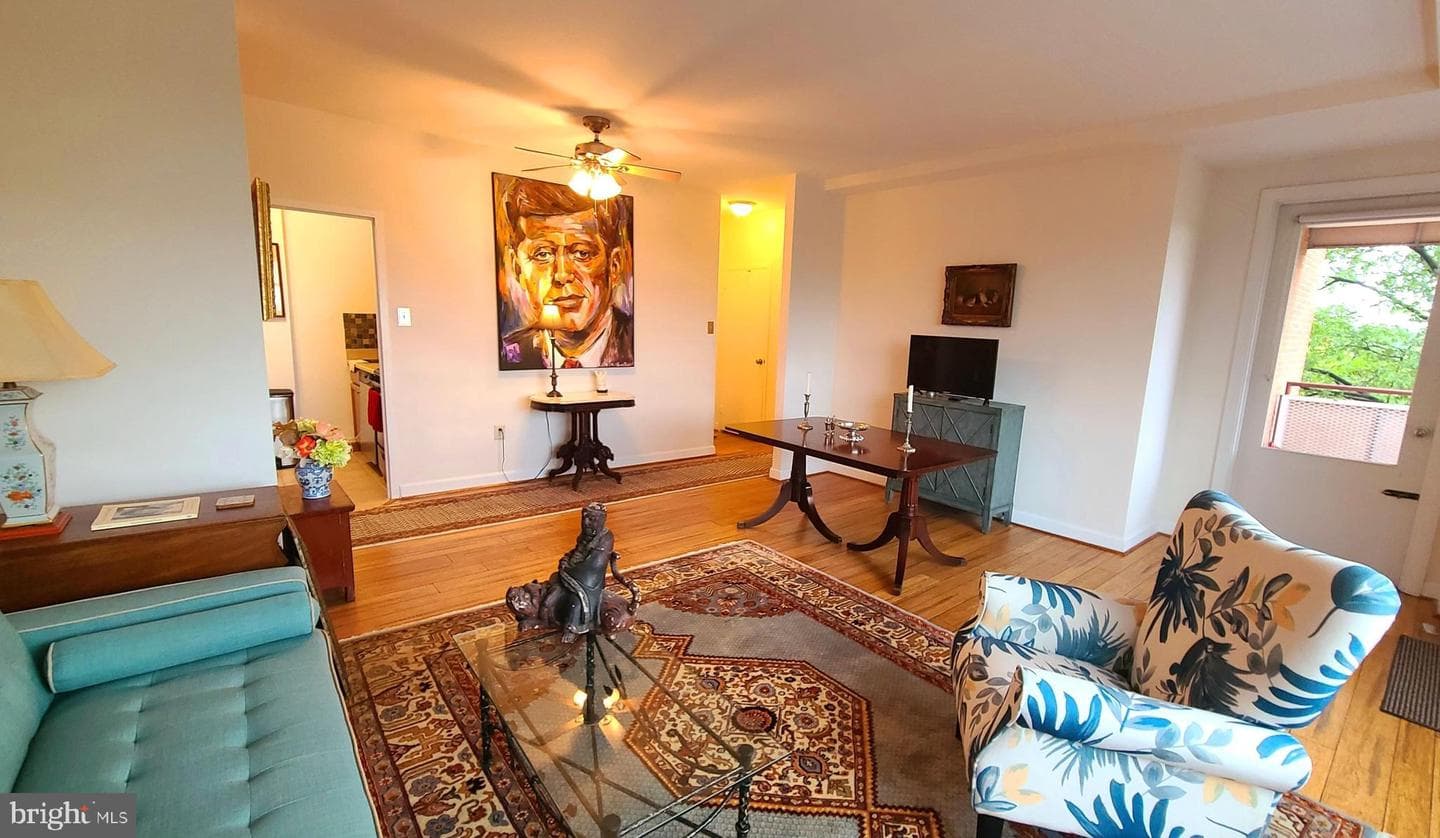 1021 Arlington Boulevard #330 photo 17