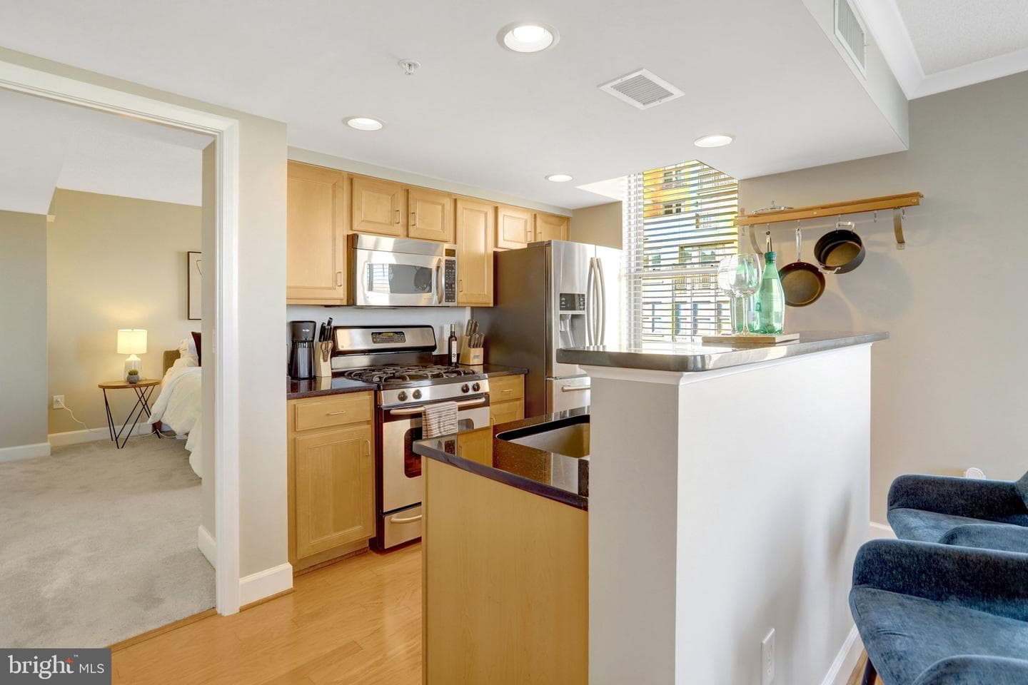 1205 N Garfield Street #908 photo 11
