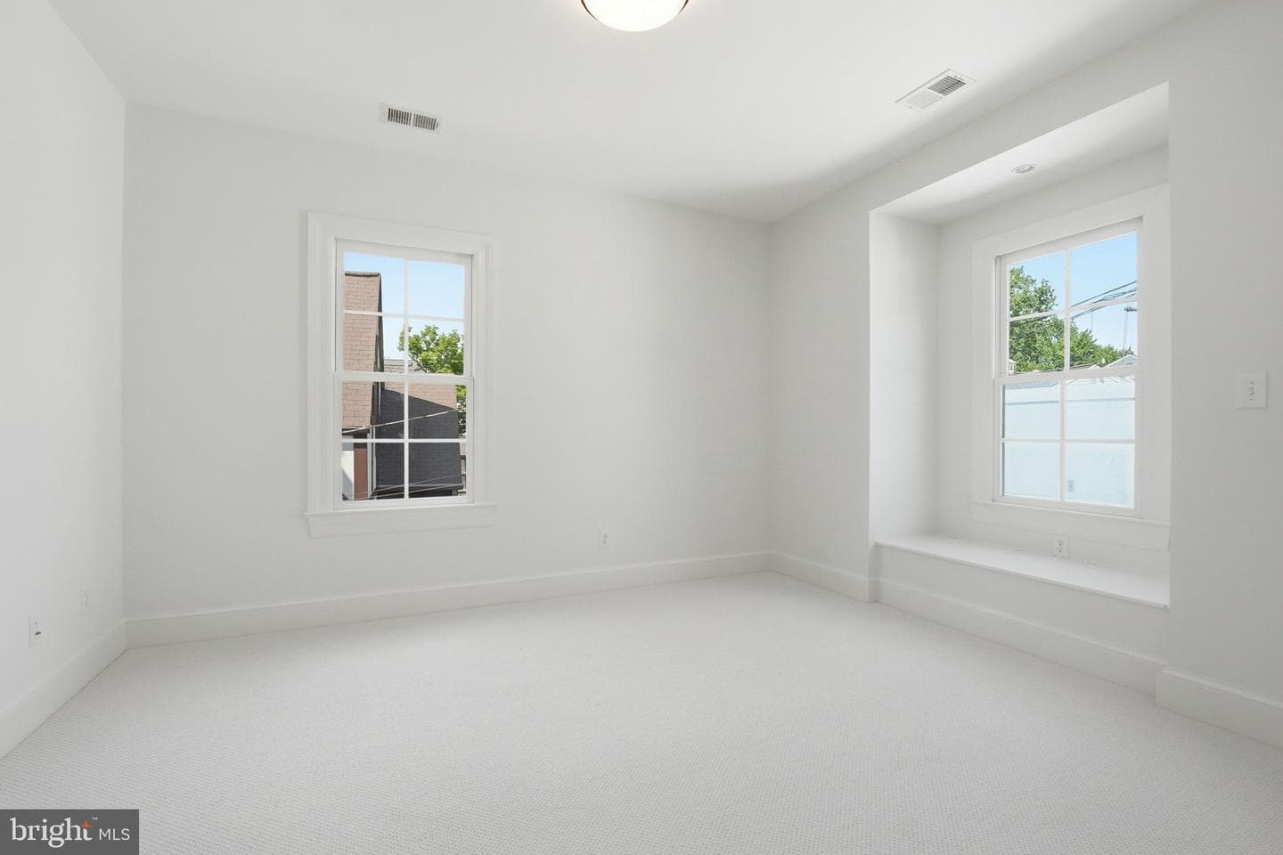 1815 N Highland Street photo 55