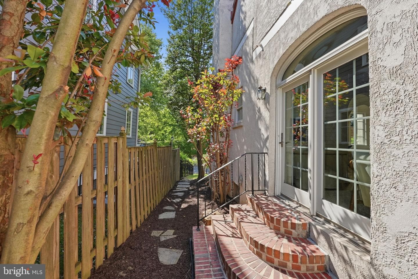 1815 N Highland Street photo 77