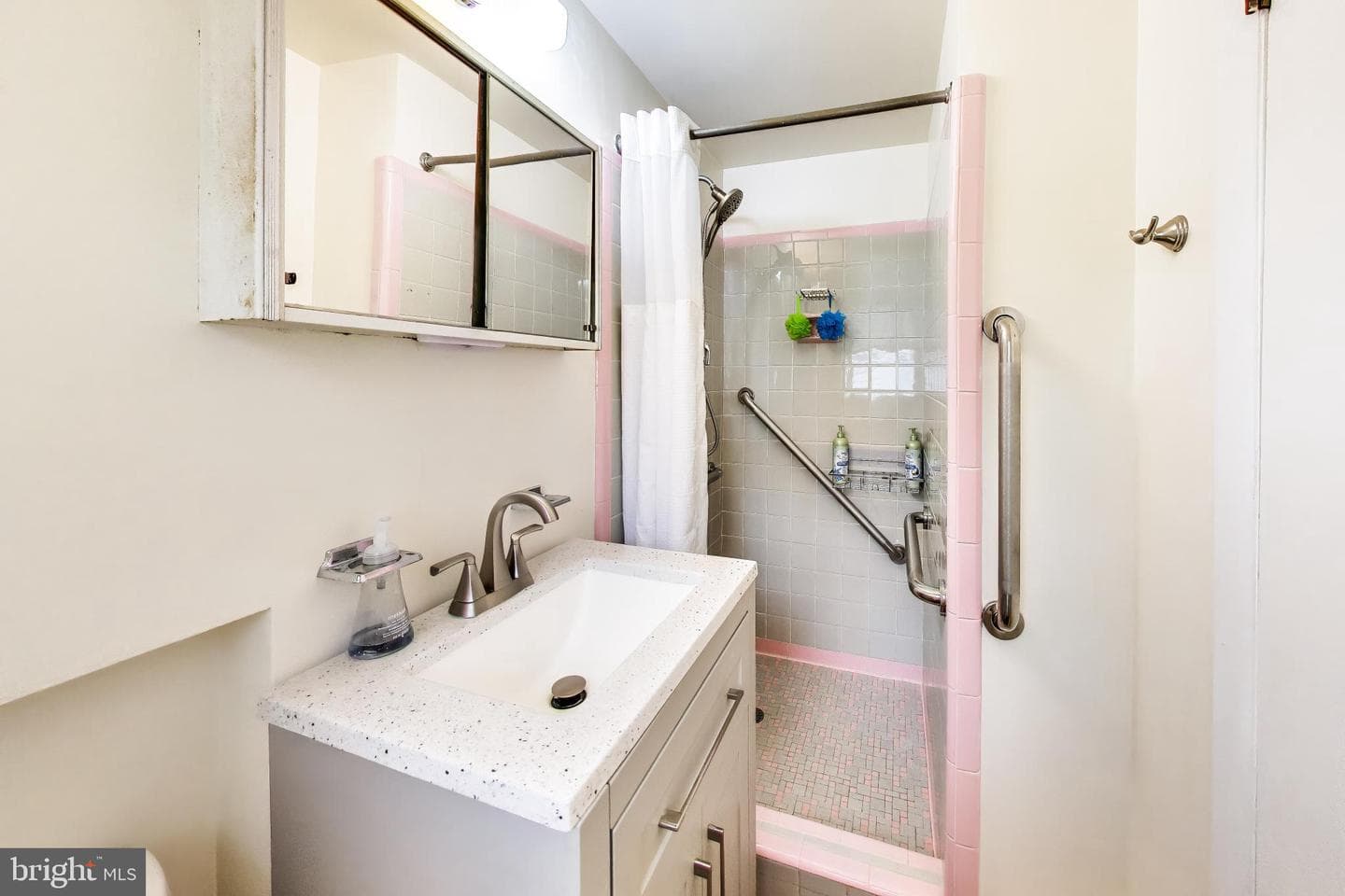 2319 N Roosevelt Street photo 32
