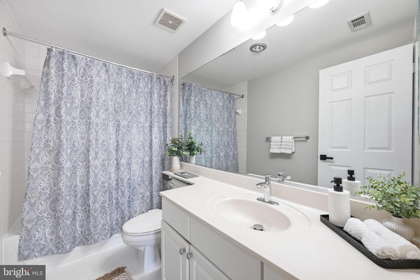 1045 N Utah Street #2-701 photo 18