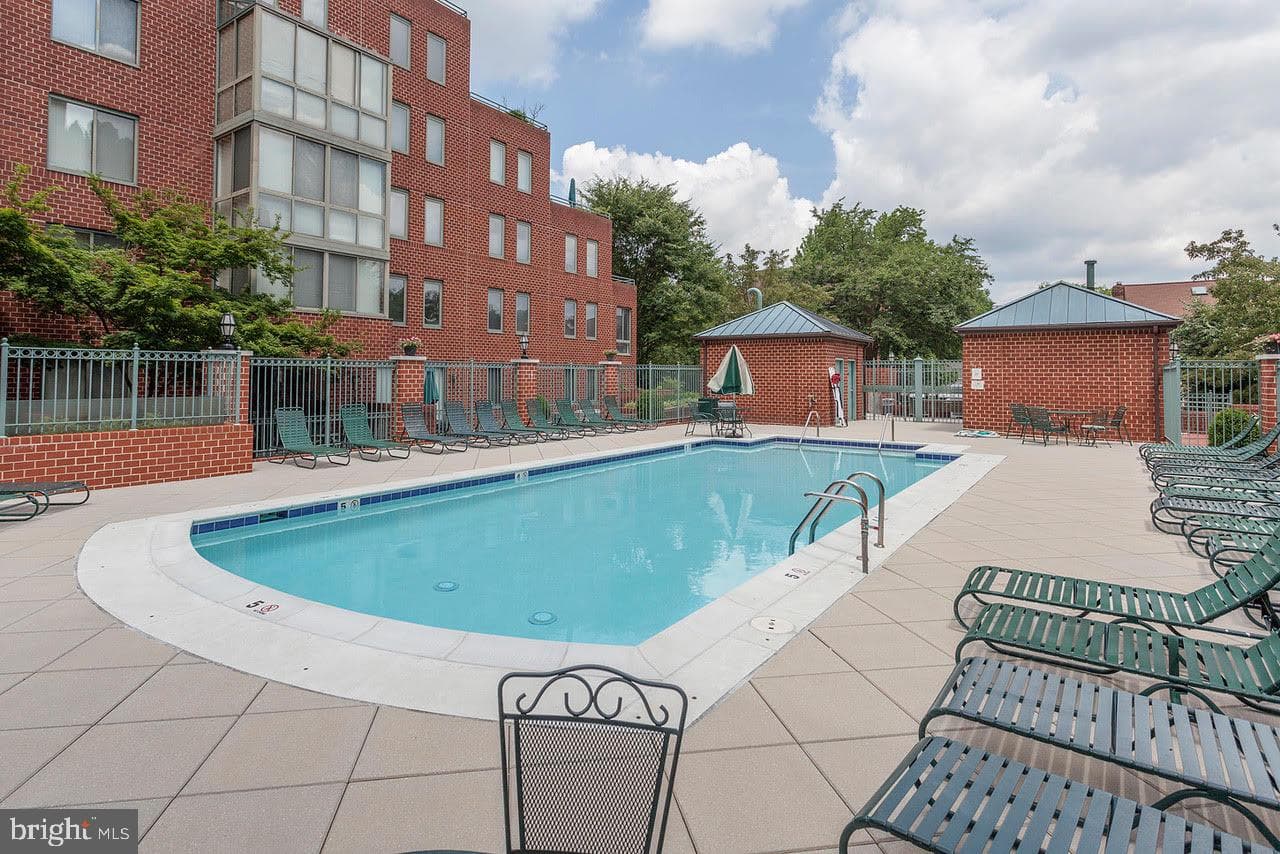 1045 N Utah Street #2-701 photo 27