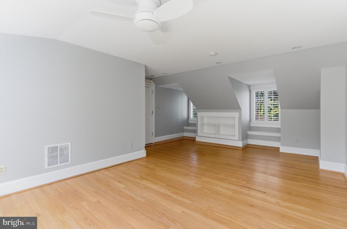 5148 37th Street N photo 40